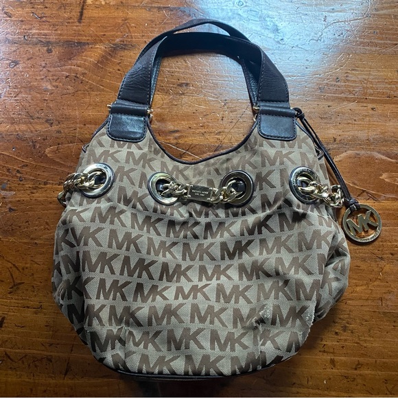 Michael Kors Handbags - Michael Kors Purse